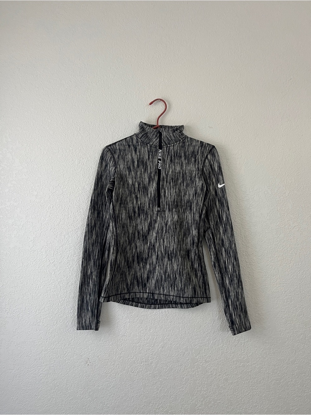 Nike Pro Hyperwarm Women’s Quarter-Zip